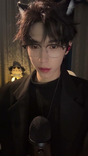 🌙 Ren:今夜はオオカミ 🐺 脳がとろける水音 💧 늑대소년 물소리 🌙 Wolf Boy ASMR: Water Bottle Shaking #asmr #shorts #fpy
