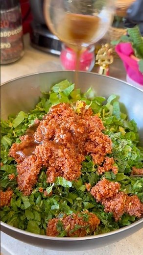 Tabbouleh Salad with Bulgur & lots of herbs 🌿 #recipe #tabule #salad