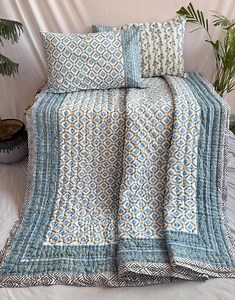 Hand Block Print Cotton Quilt: Reversible Indian Bedspread - Etsy