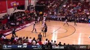 David Roddy throws down the dunk