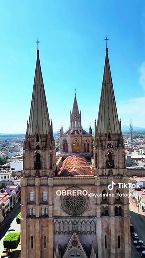 Descubre Arandas: parroquia, carnitas y tequila