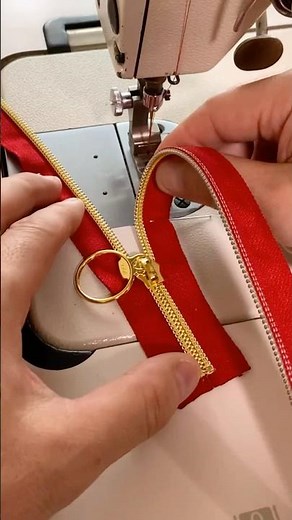 Great idea! Make a mini pouch in 1 minute. #bagmaking #diybag