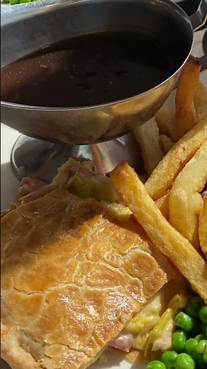 #Chicken,ham,leek pie