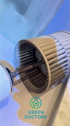 WHY IS MY MINI SPLIT BLINKING? #cleaning #airductcleaning#minisplit #hvac#professionalcleaners