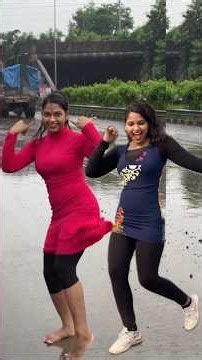 ((kitni nigaho may 21.400 ))(( कितने निगाऐमे))((কিতনা নিগাহমে)) #dance #shortsfeed #shortvideos