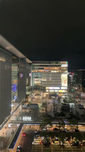最高に綺麗なJR博多駅の夜景⁉️