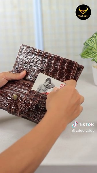 Unboxing Dompet Kulit Asli Motif Buaya