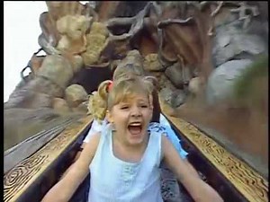Disney Sing Along Songs: Disneyland Fun It's A Small World (Full)