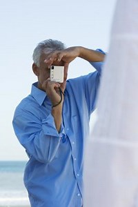 How to Convert an EPS From CMYK to Grayscale