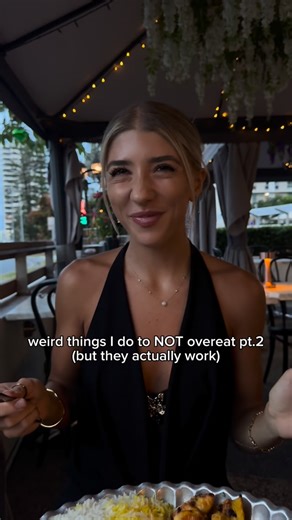 EMILY FILZWIESER | P.2: 6 MORE weird things I do (& get my clients to do) to avoid overeating that actually work 1. I eat at the same times every single day... | Instagram