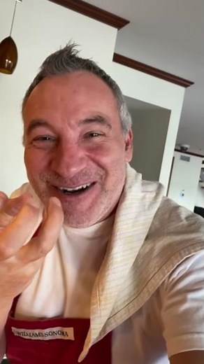 Pasta e fagioli, pasta e fasule, pasta fazul, or pasta fazool? What’s your take?