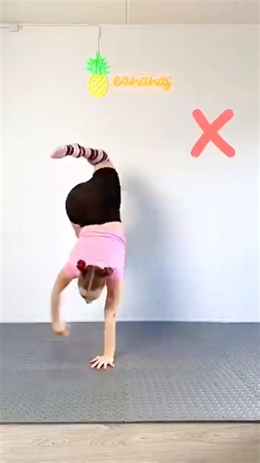 Try this steps easy handstand 😯 #shorts #motivational #yoga