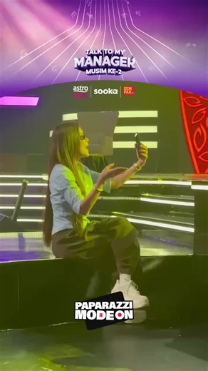 Lentik betul tarian gemalai she! Agak agaknya Amarra belajar tarian minggu ni dengan momnager pula ke? Talk To My Manager Musim Ke-2 🗓️ Setiap Ahad 🕰️ 8.30 Malam | Checkout TTMM 2 ⏰ 9 Malam | Main Show TTMM2 📺 Astro Ria, sooka dan Astro One Nikmati Netflix bersama Astro One dari RM74.90/bln - lengkap dengan 90 saluran dan BONUS 4 saluran Blockbuster. #TalkToMyManagerMY #PaparazziModeOn #SubtitleKeTidak #AstroOne