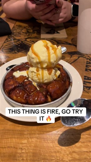 Delicious Monkey Bread Pizookie from BJ's: A Must-Try