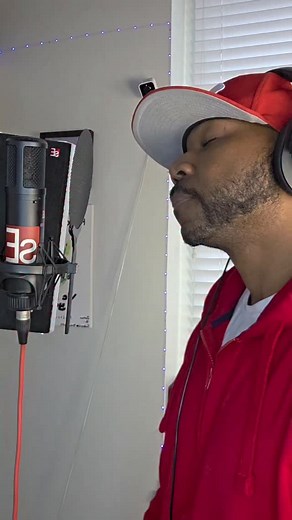 32K views · 2.6K reactions | Drake Challenge, Weird Bars Edition 臘‍♂️ #drakechallenge | Ryze Hendricks LLC | Facebook