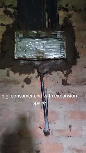 big consumer unit with expansion space#apexpowersolutions #modernelectricalinstallation