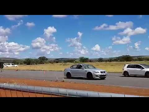BMW M5 E60 vs VW Golf 7 gti