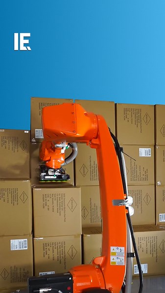 Interesting Engineering | Can an automatic unloading robot help speed up logistics? Maybe so - unloading is a well-known choke point, because it's hard and heavy.... | Instagram