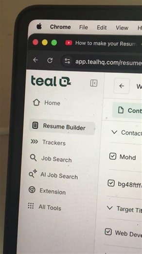 Make one resume without any cost
