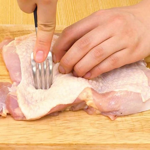基本の下処理！ 鶏肉を美味しく食べるコツ＜鶏もも肉編＞のレシピ動画・作り方 | デリッシュキッチン