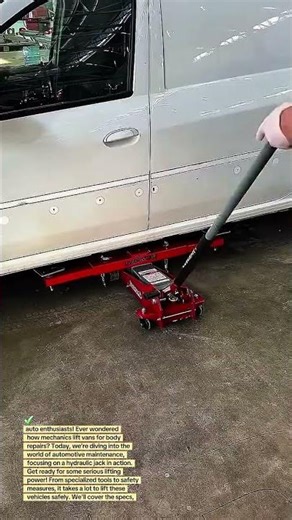 Car Body Repair: Lifting a Van with a Hydraulic Jack!