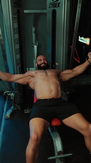 Sohaib helmy mohamed on Instagram: "CHEST CABLE FLY WORKOUT TIPS 🏋🏻‍♂️💪🏻 A collaboration with NBS for top-notch bodybuilding supplements. We bring you a diverse range of workouts to take your strength and physique to new heights 💪🏻 Don’t forget to use my promo code sohaib0 @nbs_egypt . . . #fitness #getfit #workout #gym #fitnessmotivation fitnessfreak fitnessaddict instafitness nopainnogain exercise lovegym instafit exercises instagym gymlover fitnessinspiration workoutmotivation workouts 