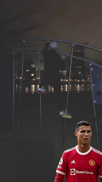 This comes from our experience. Coca Cola is poison for our bodies and smoking is just as bad. #cr7 #foryou #health #lifestyle