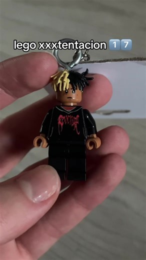 lego xxxtentacion keychain 1️⃣7️⃣ #xxxtentacion #lego #keychain #rapper #xxxtentacionedits