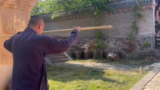 2.2K views · 64 reactions | CHINESE WEAPONS FIGHTING TONIGHT!! Every Thursday we have Shirt Weapon (Duan Bing) and Long Weapon (Chang Bing) fighting class. Shaolin Temple is renowned for its staff fighting techniques and even today they still practice this. Come and have a try! | Shaolin Kung Fu Guan | Facebook