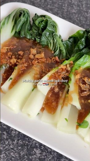 Stir-Fried Bok Choy with Garlic Sesame Sauce
