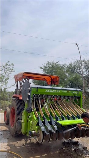 #agriculture #farming #trending #kisan #machine #shorts Kubota 5502 & Jagjit super Seder