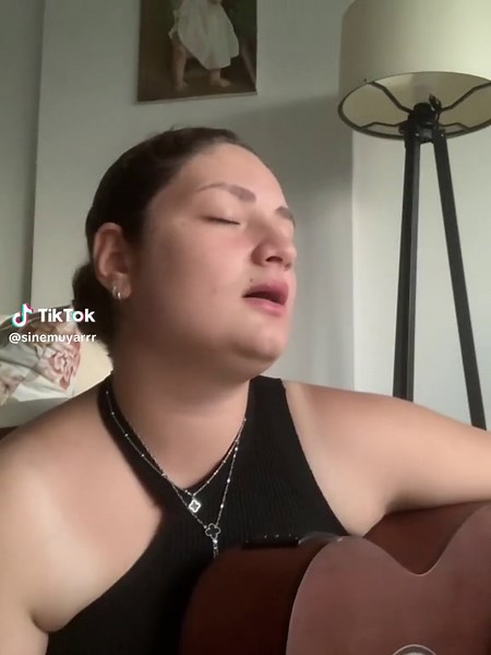 aşkın mevsimi akustik versiyon ahahah @Oğuzhan Koç #keşfet #fyp #aşkınmevsimi #oğuzhankoç #viral #akustik #arabesk #keşfetteyim #beniöneçıkart