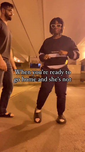 How do you let your partner know it’s time to leave the party? 😂 Meanwhile I’m tryna do this lil dance 💃