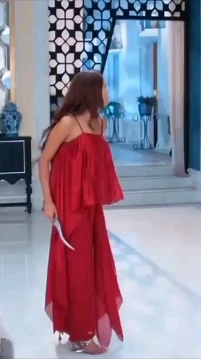 Divya🌹drishti🌹lovers🌹 on Instagram: "Divya drishti serial me nakali drishti💥🔥🔥💥#drishti #drikshit #divyadrishti #divyadrishtiofficial #divya #divyadrishti🔥 #divyadrishtiofficial #serial #starplus #sanasaiyyed #shorts #trending #instagram #reelsinstragram #reels #reelsinstagram #reelitfeelit @divyadrishti____offical @divya_drishti_sisters_bonding"