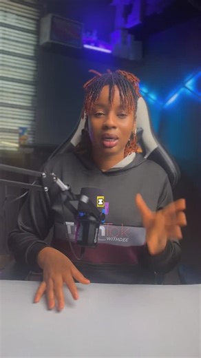 Doreez on Instagram: "Did you know apple has an app that can send invites, and even create a shared photo album for everyone? #techtokwithdee #explore #fyp #apple #invite"