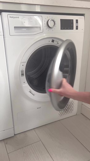 Quick reminder to de-fluff your tumble dryer | Lynsey Queen Of Clean