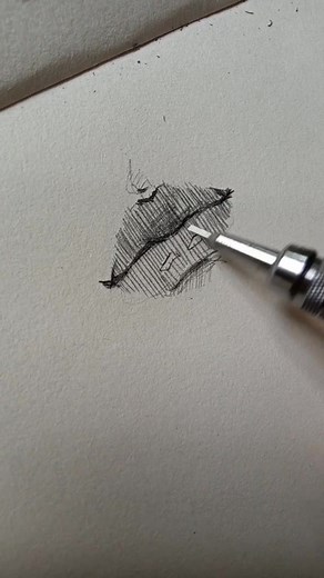 How to Draw Lips with Pen: Step-by-Step Tutorial
