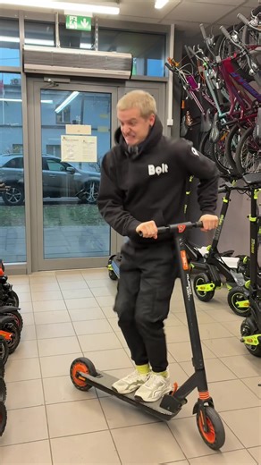 A Przy zakupie sprzętu elektrycznego , hulajki,czy rowerka z PROMOKODEM - „ PATRYKROWEREK” otrzymujecie od nas dodatkowy prezencik!!!! ——————————- ROWER EXPRESS ☎️➕4️⃣8️⃣5️⃣3️⃣8️⃣6️⃣7️⃣0️⃣4️⃣5️⃣5️⃣ 📌 Kłobucka 6B, 02-699 Warszawa