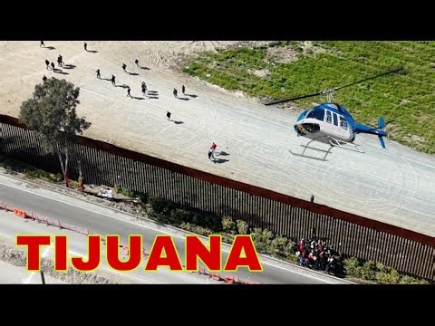 ENTRARON A ESTADOS UNIDOS MUY RÁPIDO Y ASÍ FUE COMO LO HICIERON~COYOTE CORTA EL MURO FRONTERIZO