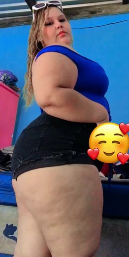Mujeres Voluptuosas: Vídeo de Mujeres Sexy