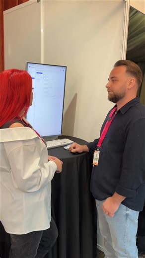 1.3K views · 11 reactions | Toți furnizorii de evenimente și toți mirii sunt pe Smart Wedding în 2026 ✨ Descarcă aplicația și fă-ți contul  SmartWedding #delianistorplanner #smartwedding #aplicatienunta #nunta #2026 | Delia Nistor Planner | Facebook