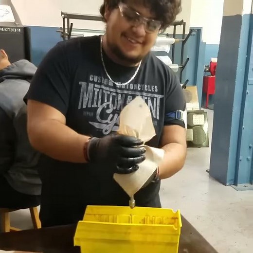 Servicing shimmy damper