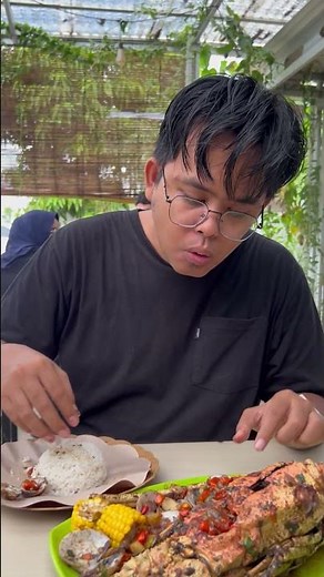 MOST DELICIOUS AND MOST DELICIOUS MUKBANG OF CRAB, GREEN SHRIMP, SQUID - VIRAL ASMR SEAFOOD #asmr...