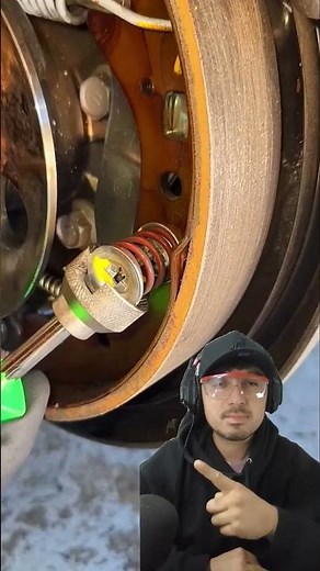 Herramienta correcta para cambiar seguro de resortes de balatas traseras #mecanicaautomotriz