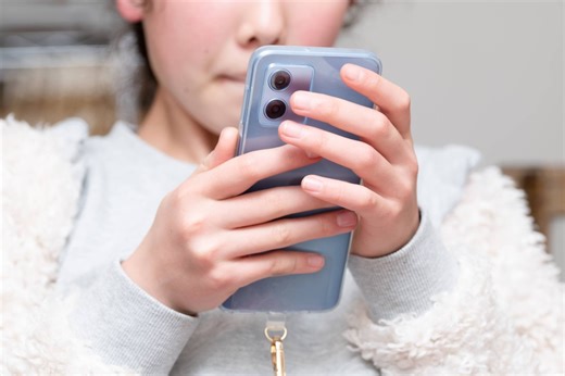 Nearly half of Japanese high school students use AI, report shows