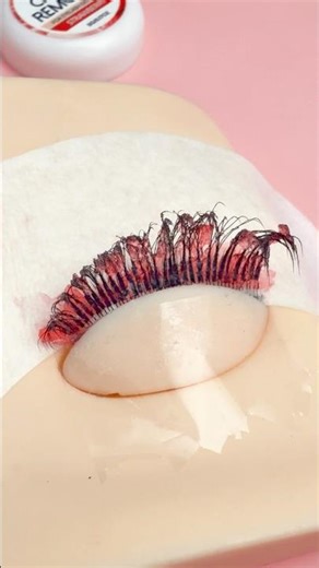 How to Remove Lash Extensions Step by Step