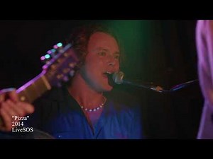 The 5 Seconds of Summer Show - Pizza