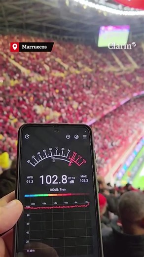 Clarín on Instagram: "Marruecos y el infierno de ruido sin parar que desatan sus hinchas en la Copa Africana de Naciones| La hinchada no frena ni un segundo, gritos constantes y chiflidos alientan al local en la Copa Africana de Naciones, capaz de superar los 100 decibelios, cuando lo normal se encuentra por debajo de los 70 dB."