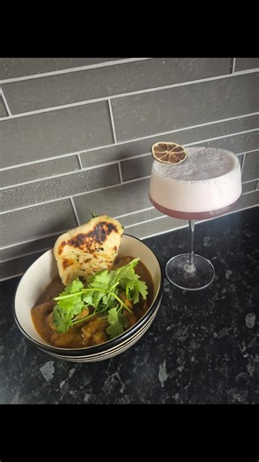 Friday Fakeaway vibes = SORTED 😍✨ Curry bubbling away in the Thermomix®, fluffy naan fresh and warm, and cocktails shaken up without even breaking a sweat 🍛🫓🍹 Who needs takeaway when the Thermie does it all – faster, fresher and way more delicious? This is how we do Friday nights… fakeaway style 💃🔥 Thanks to the gorg Kylie Arnesen for her Chambord Sour cocktail recipe 💚 #FridayFakeaway #ThermomixMagic #FakeawayGoals #ThermieLife | Adventures of Thelma - Amina Ahmad: Thermomix Consultant