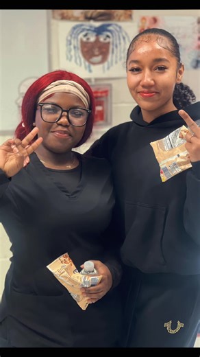 New Cosmo girls unlocked 🔓✨ Welcome to the program & welcome BACK to our OGs 💅🏽 This year is about growth, skill, and elevation 💄 #cosmetologyschool #cosmo